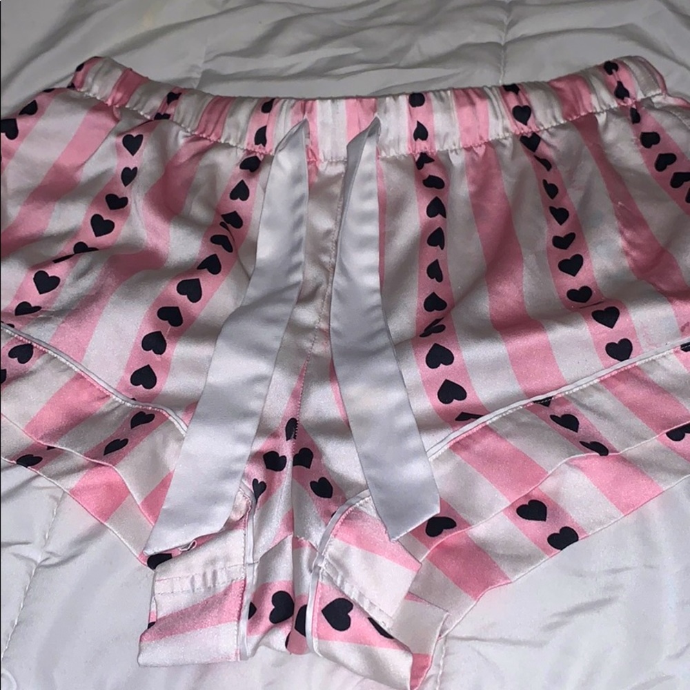 Shorts victoria Secret satin size S